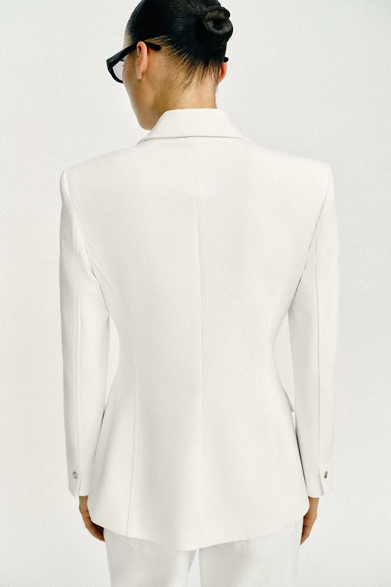 VESTE AJUSTÉE À ÉPAULETTES