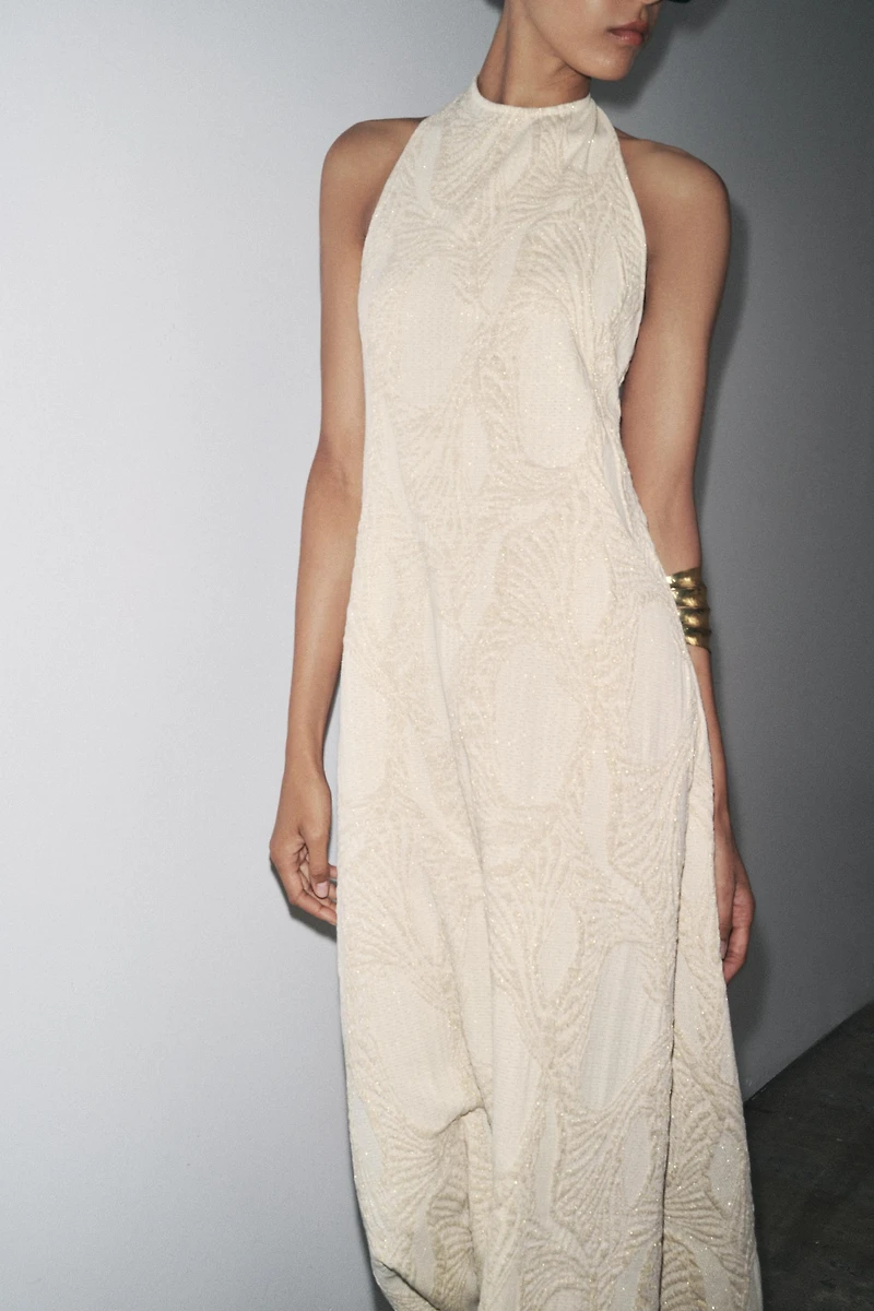 ROBE HALTER JACQUARD