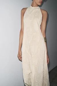 ROBE HALTER JACQUARD