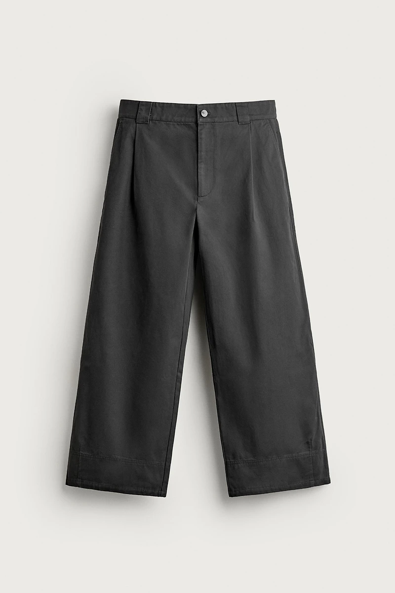 PLEATED WIDE FIT PANTS