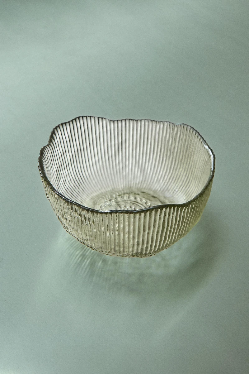 GLASS BOWL WITH RAISED DESIGN