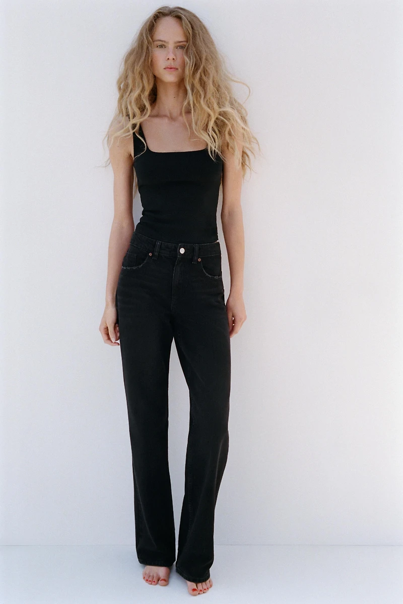 WIDE STRAP TOP