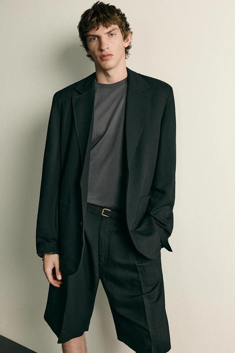 TEXTURED SUIT BLAZER