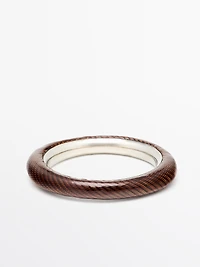 Textured enamelled bracelet