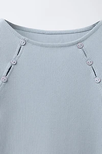 T-SHIRT CÔTELÉ BOUTONS CUT OUT