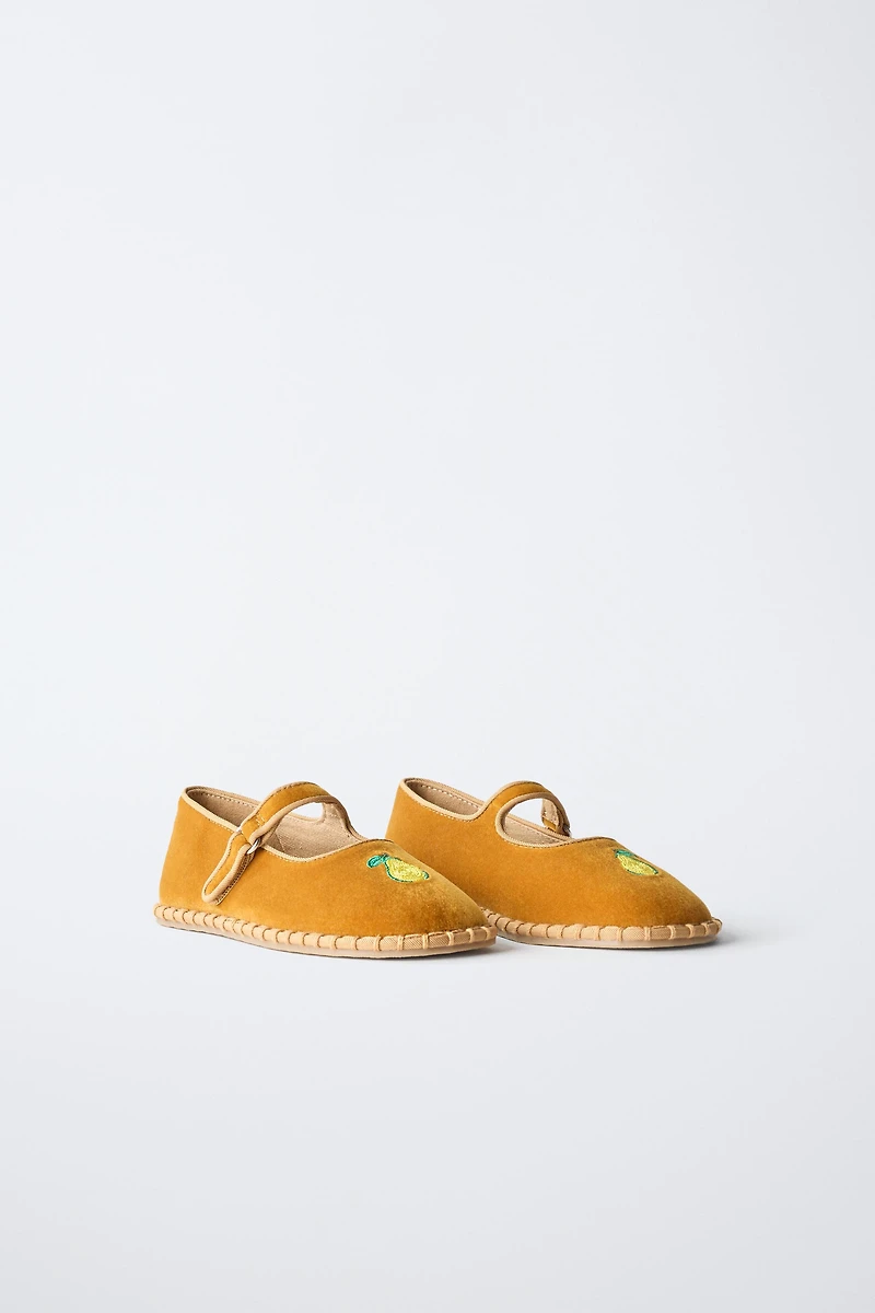 BALLERINES FRUIT