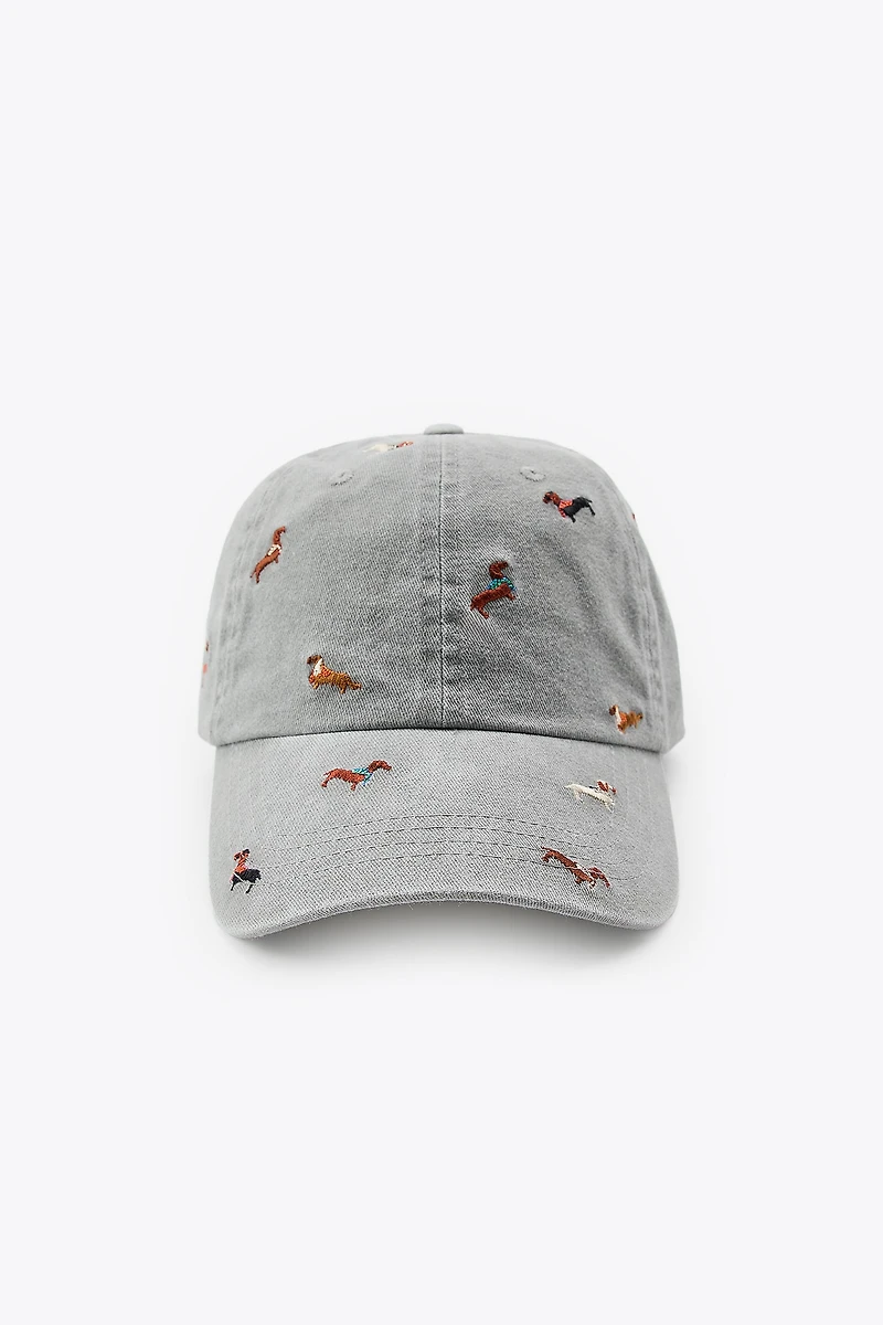 DOG EMBROIDERY TWILL CAP