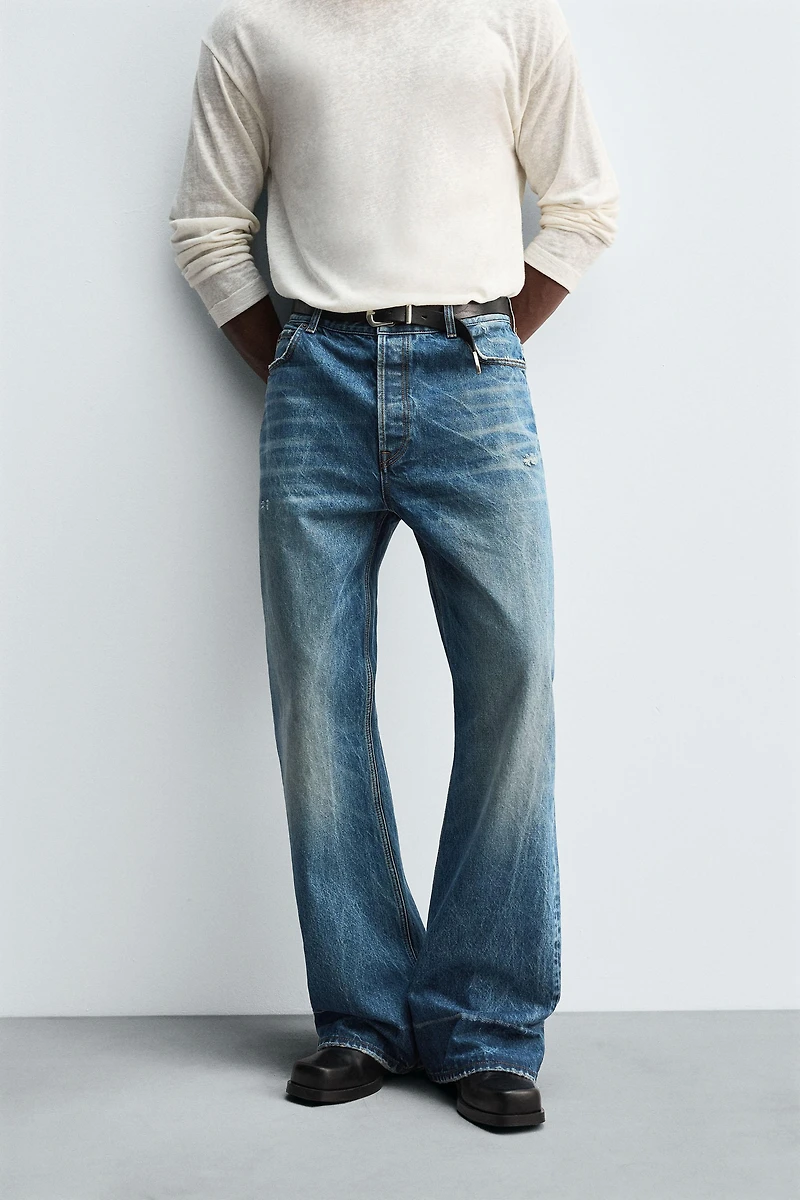 WIDE FLARE FIT JEANS
