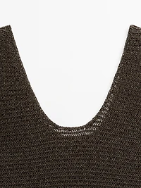 Cotton blend knit top with round neckline