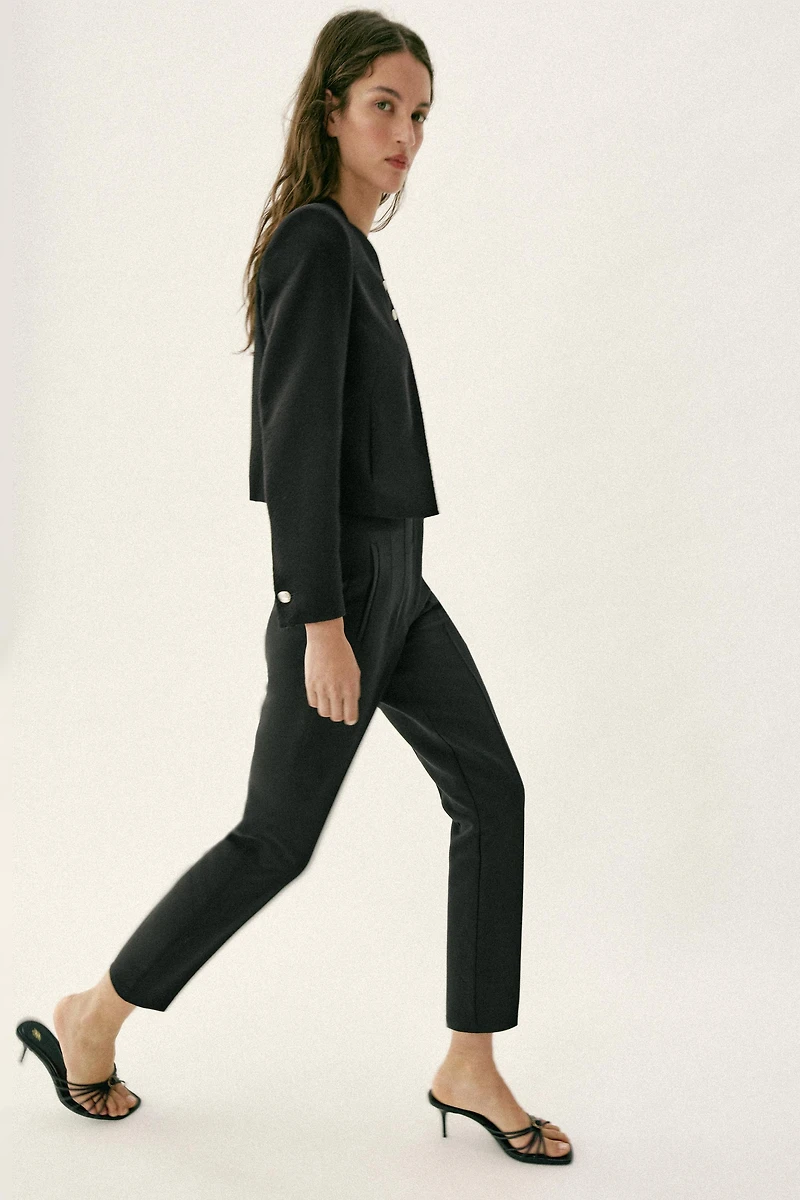 HIGH-WAISTED PANTS