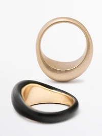 Pack of enamelled rings