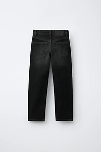 STRAIGHT LEG JEANS
