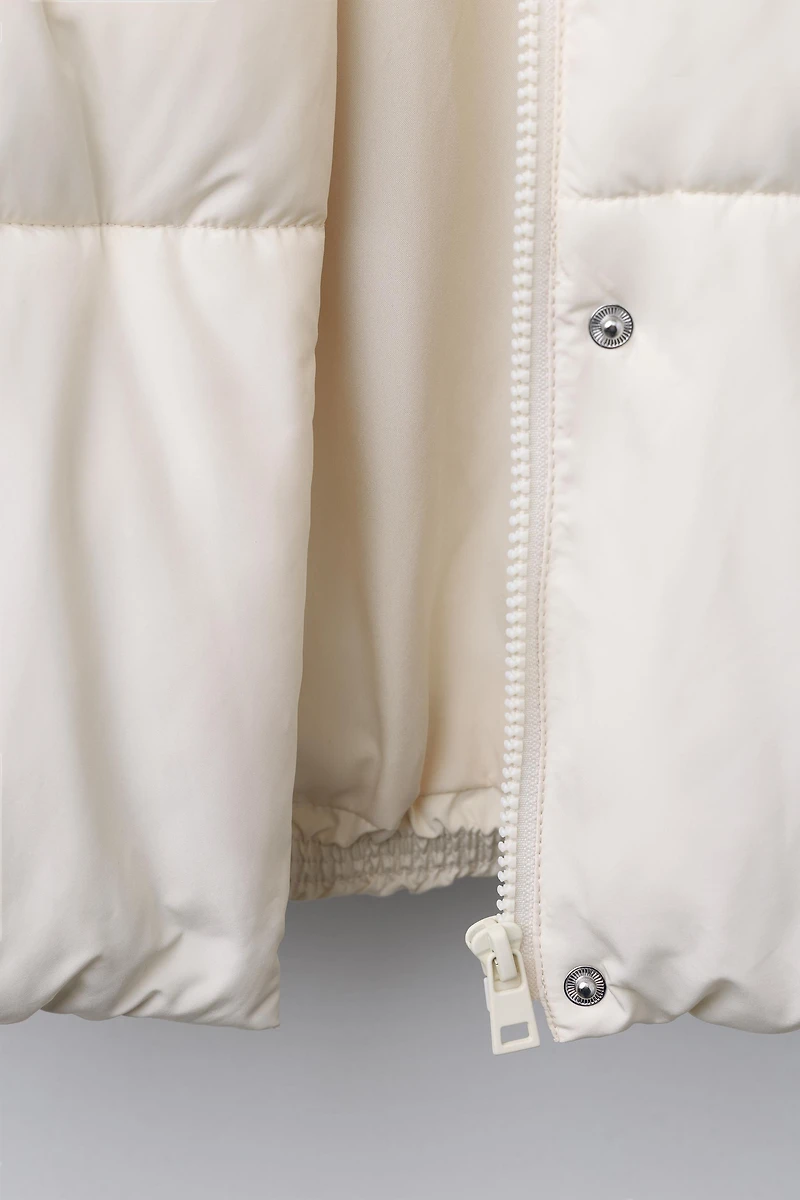 HOODED PUFFER JACKET