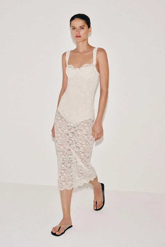 Zara VELVET LACE MIDI DRESS | Place Rosemre Zara VELVET LACE MIDI DRESS | Place Rosemre