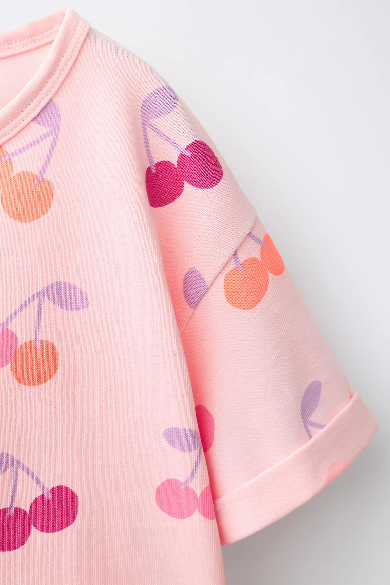 PRINTED T-SHIRT AND JOGGING PANTS SET