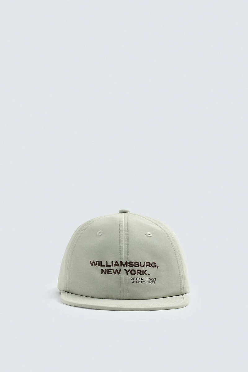 CASQUETTE VISIÈRE PLATE BRODÉE