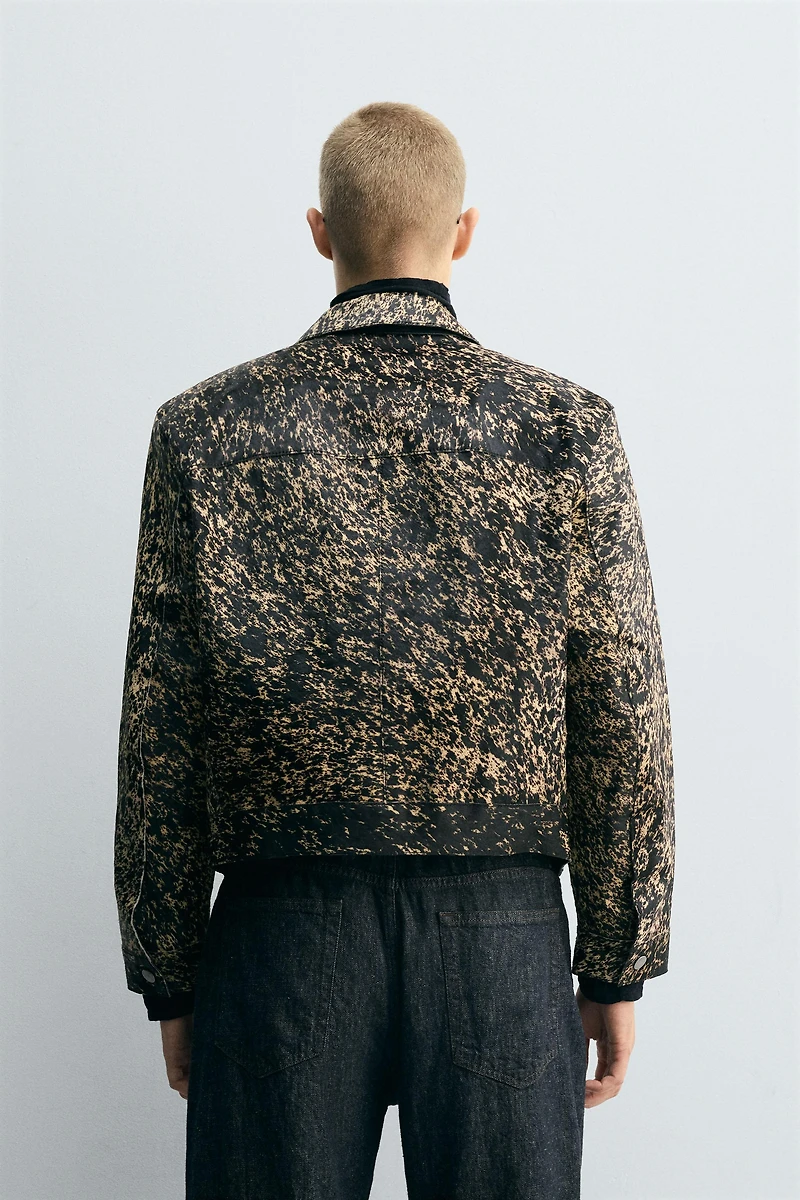 VESTE EN CUIR EFFET FOURRURE IMPRIMÉ