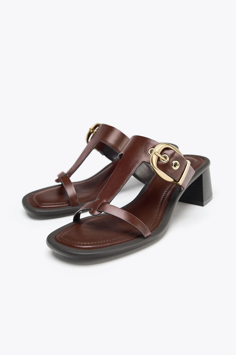 WIDE HEELED LEATHER SANDALS