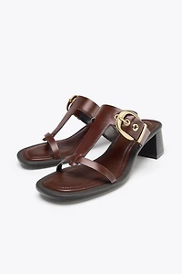 WIDE HEELED LEATHER SANDALS