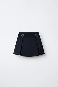 BUCKLE DETAIL SKORT
