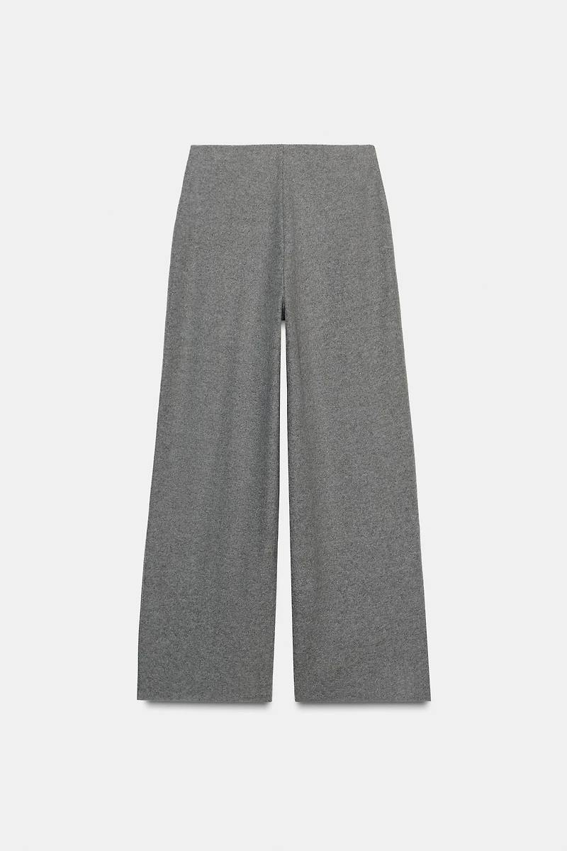 SOFT STRAIGHT LEG PANTS