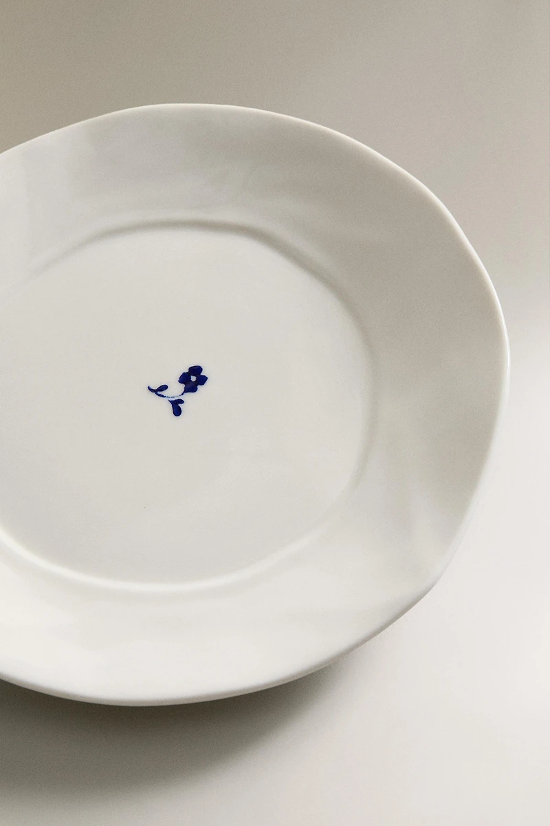 PORCELAIN DESSERT PLATE WITH FLORAL PRINT