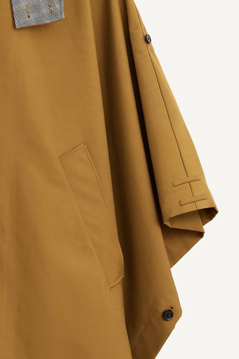 CONTRAST PLAID WATER REPELLENT PONCHO LIMITED EDITION