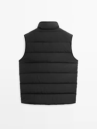 Water-repellent puffer gilet with down blend