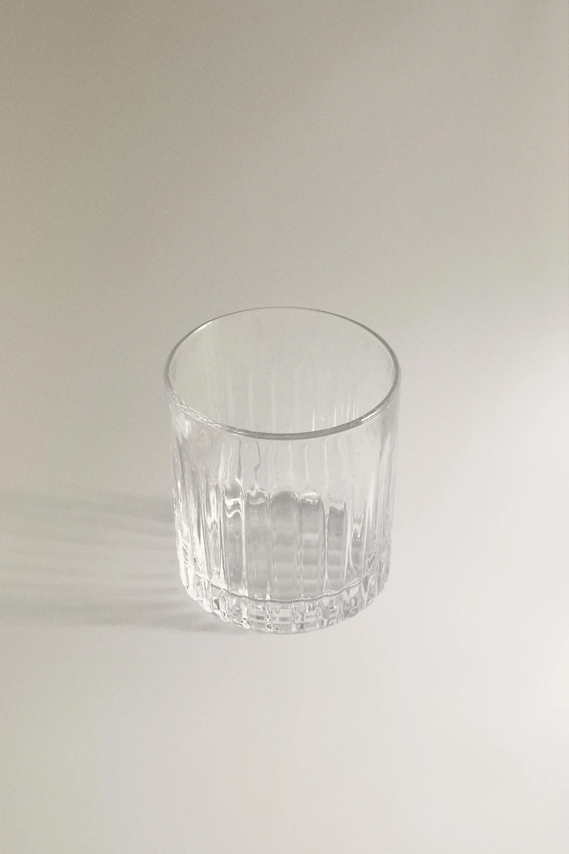 RAISED CRYSTALLINE TUMBLER