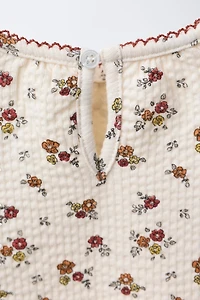 FLORAL EMBOSSED T-SHIRT