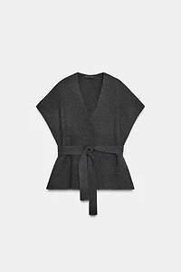 GILET EN MAILLE AVEC CEINTURE