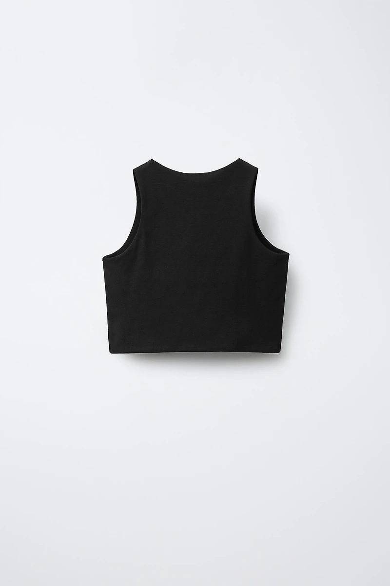 STRAPPY CROP TOP