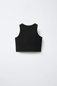 STRAPPY CROP TOP