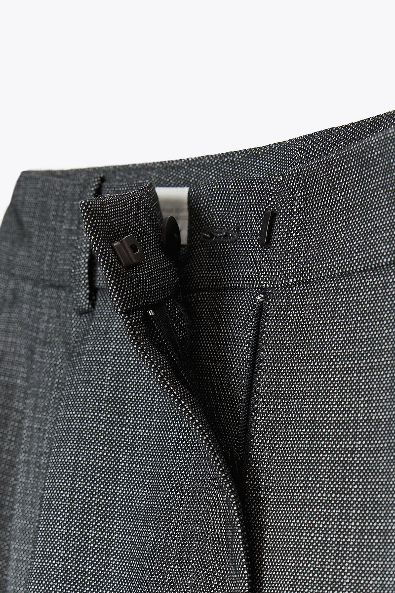 WIDE LEG PLEATED PANTS