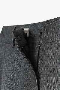 WIDE LEG PLEATED PANTS