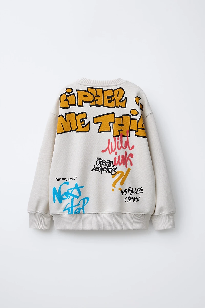 GRAFFITI LABEL SWEATSHIRT