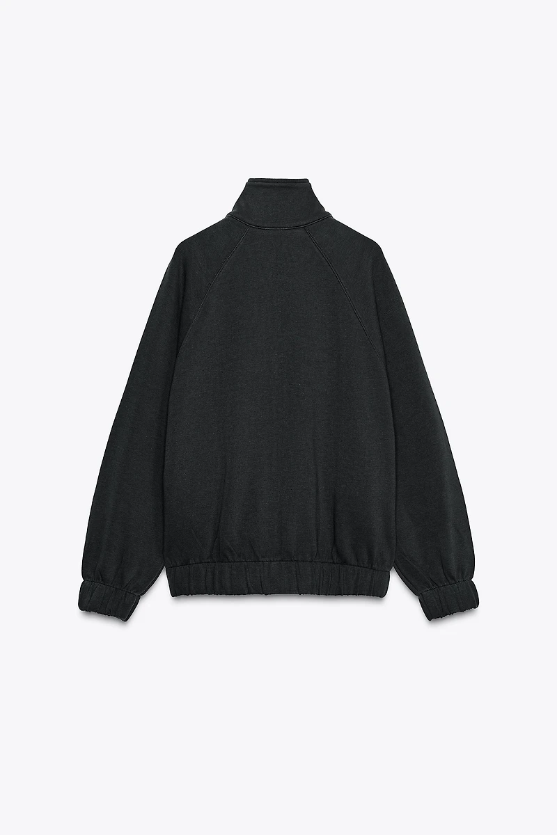 SOFT ZIP SWEATSHIRT