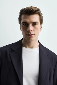 VESTE STRUCTURÉE COUPE DÉCONTRACTÉE