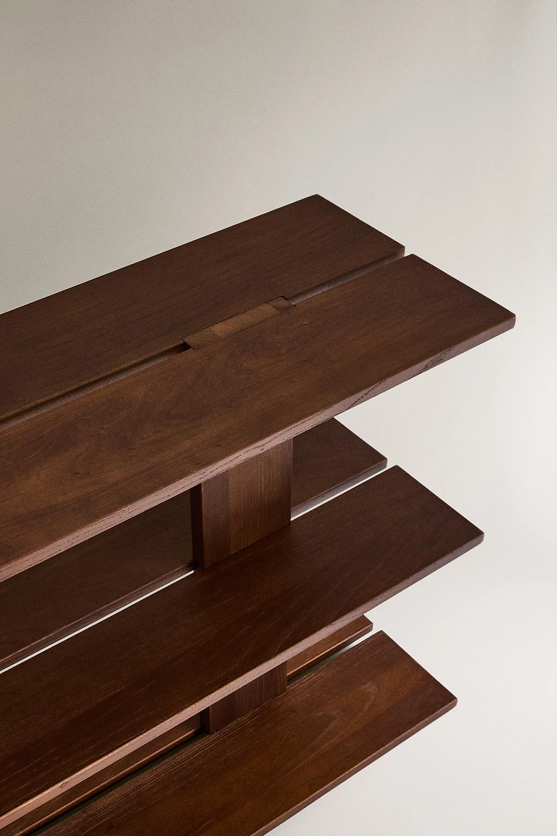 ELM WOOD SHELVING UNIT WITH THREE SHELVES