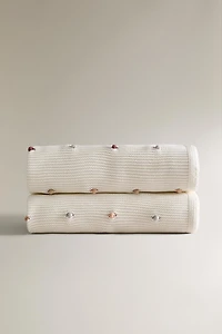 CHILDREN’S KNIT BLANKET