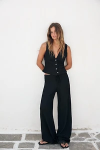 TEXTURED STRAIGHT LEG PANTS