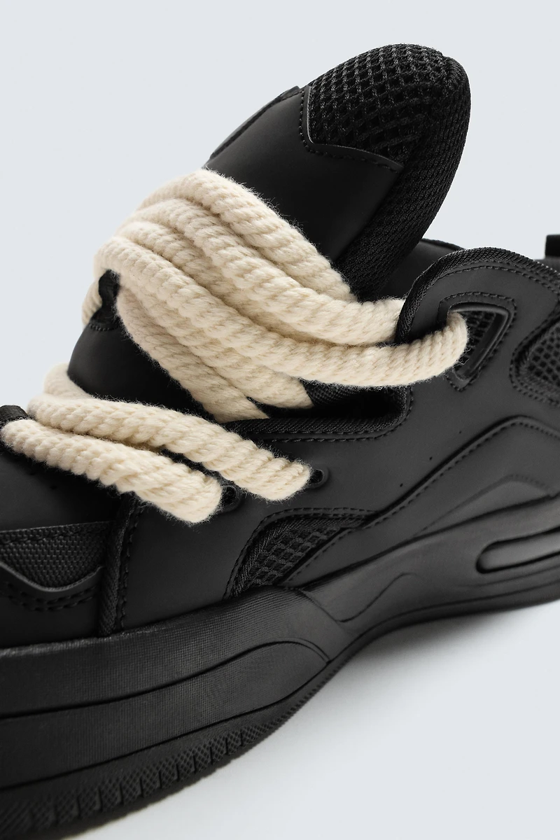SKATE SNEAKERS WITH ROPE LACES