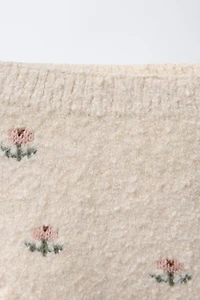 FLORAL EMBROIDERY KNIT BOTTOMS