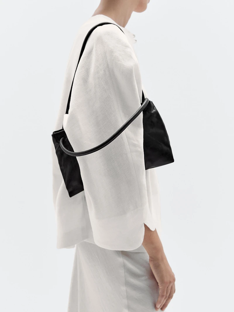 Small nappa leather bag with compartments