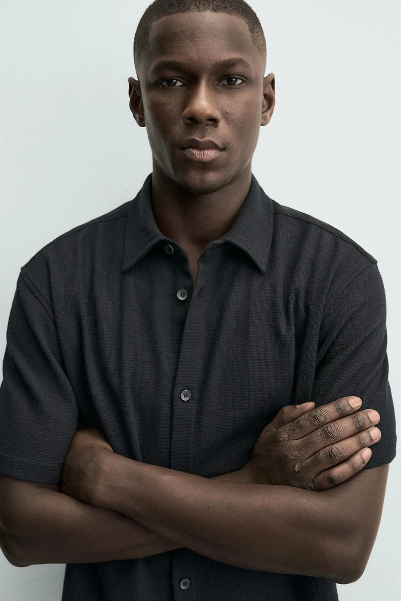 COMFORT TEXTURED SHIRT