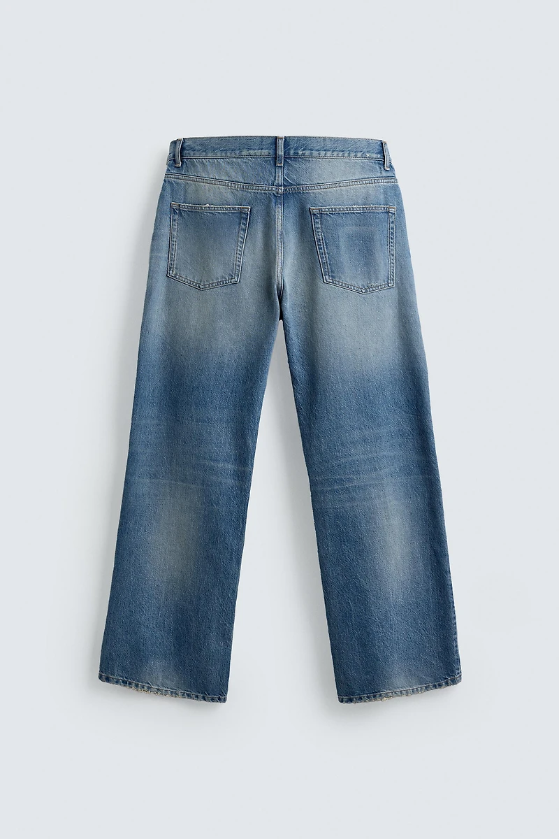 RIPPED RELAXED FIT JEANS