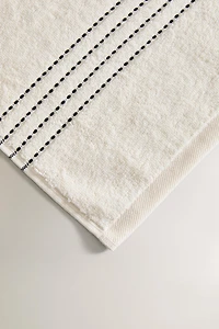 BATH TOWEL WITH CONTRAST PIPING
