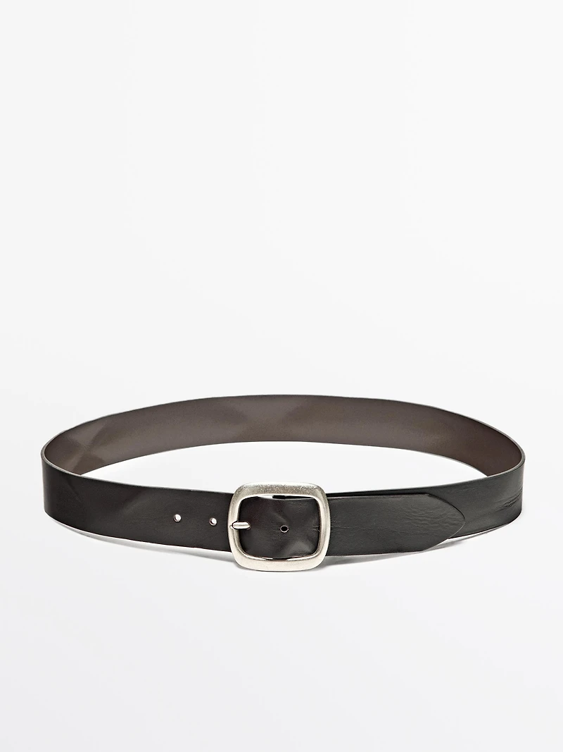 Nappa leather belt with rounded buckle