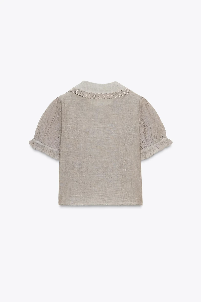 EMBROIDERED PETER PAN COLLAR SHIRT