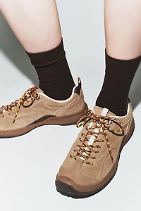TREKKING-STYLE SNEAKERS